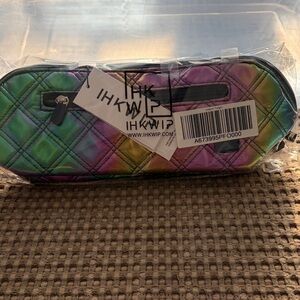 IHKWIP Colorful Quilted Cosmetic Case